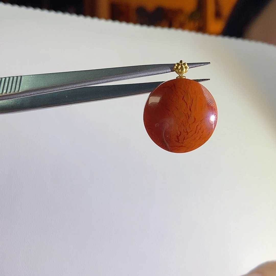 颈饰18K金镶嵌南红玛瑙