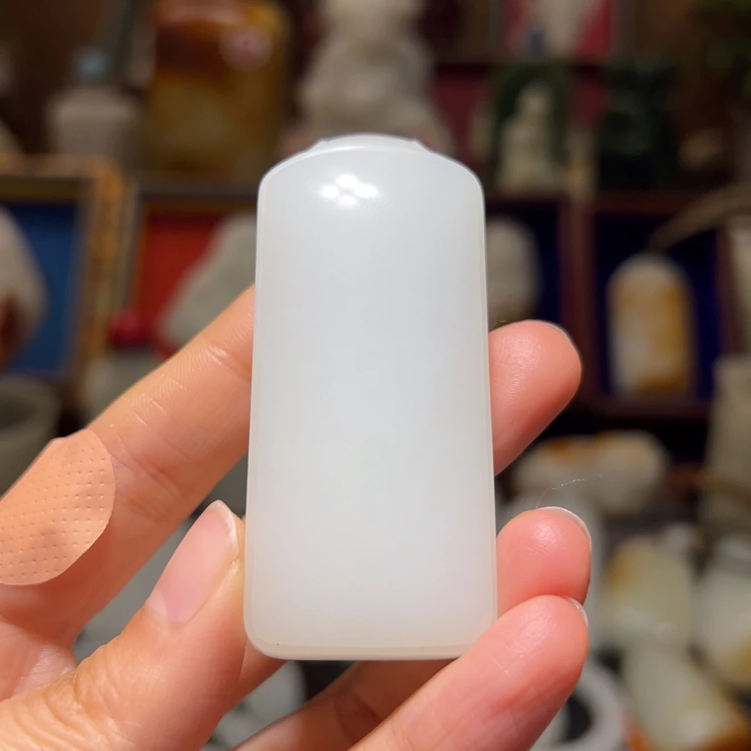 好****和田玉未镶嵌挂件