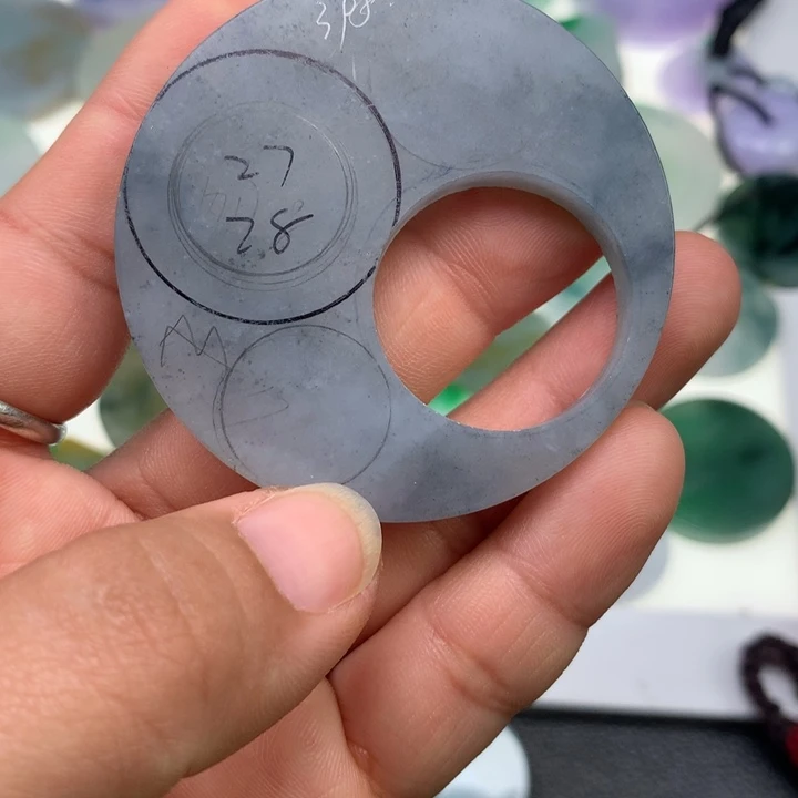 定制翡翠未镶嵌不退不换