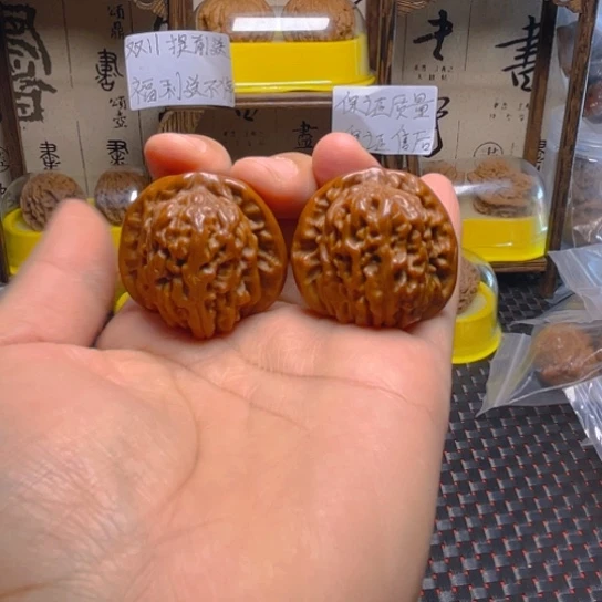 文玩核桃吊坠四座楼