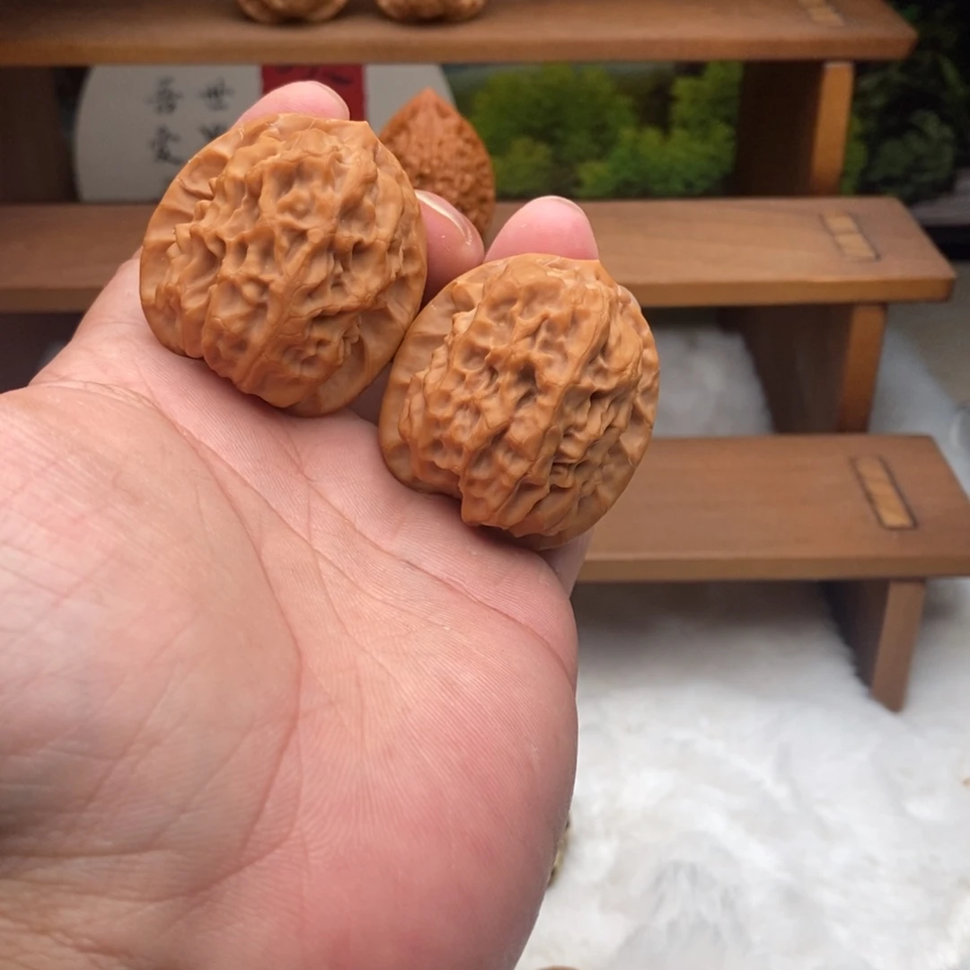 吊坠文玩核桃42核欢