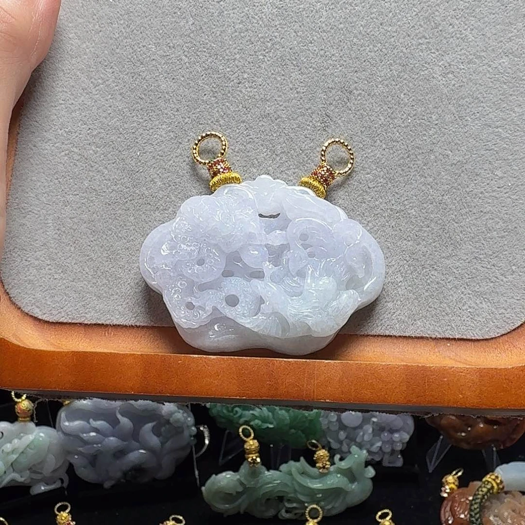 吊坠(赠链)未镶嵌翡翠