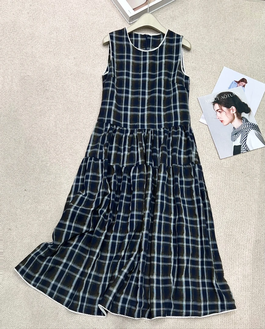 6072【来自艾米精品】复古格子休闲百搭圆领无袖连衣裙