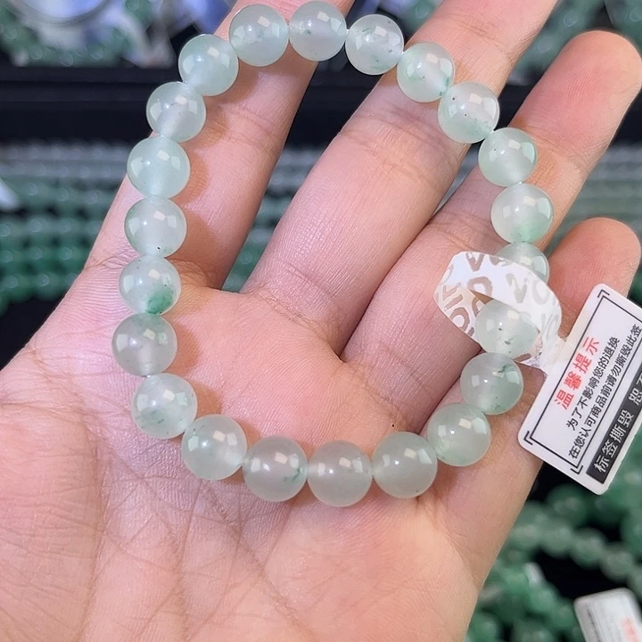 石英质玉（非洲翠）手链合金