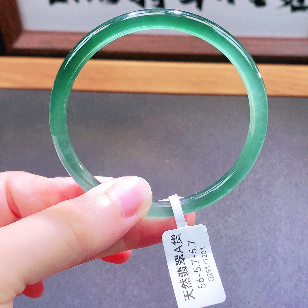 翡翠未镶嵌手镯天然翡翠