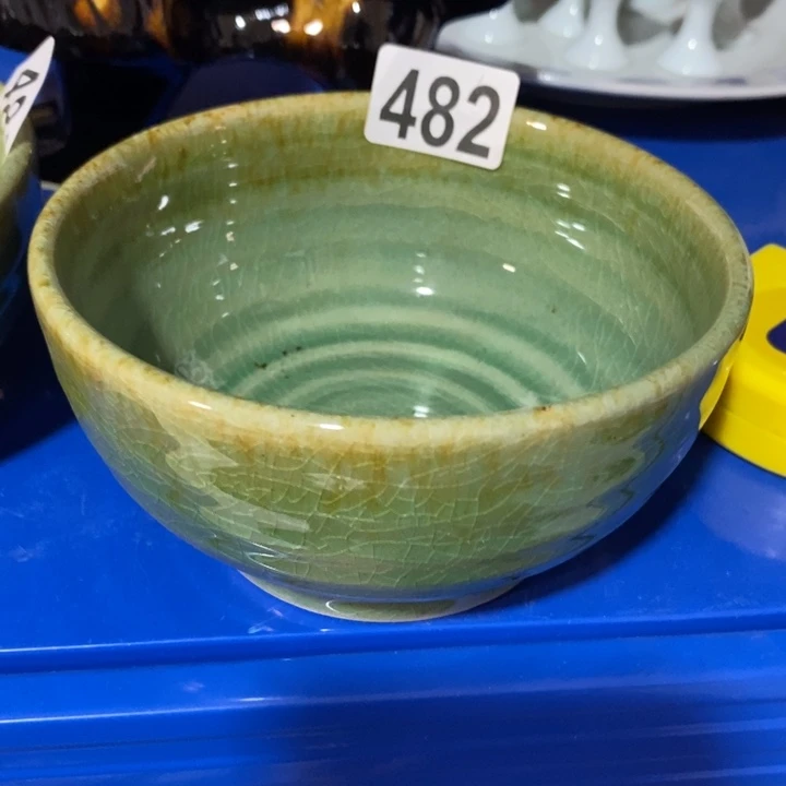 瓷片五厂洒金绿釉小碗口径12厘米高度6厘米