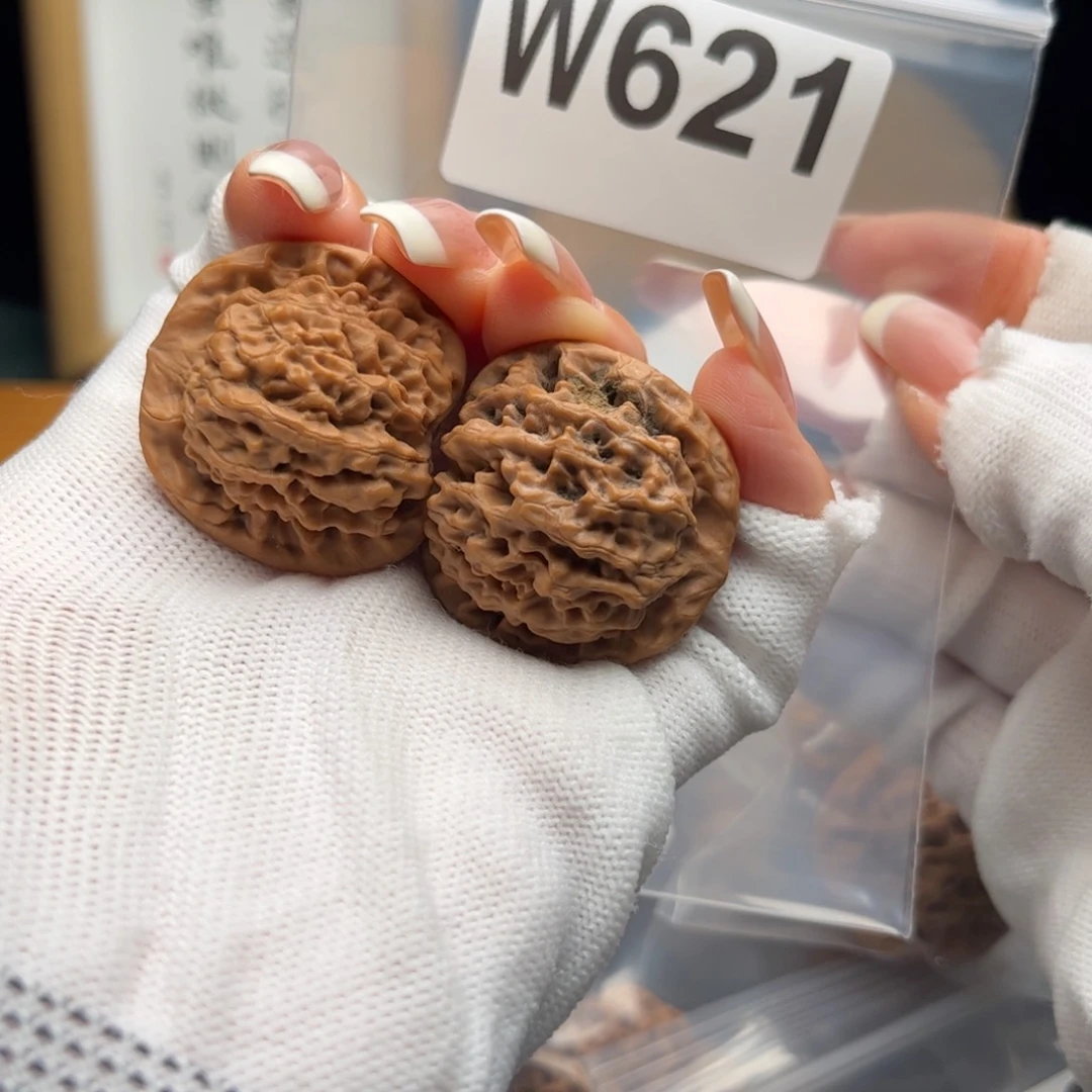 文玩核桃把件33秦闷w 621