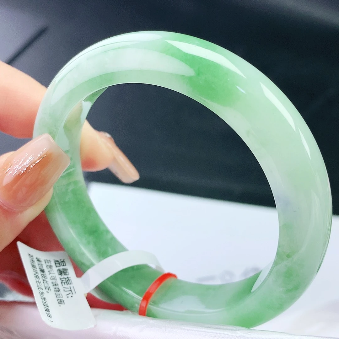 未镶嵌手镯翡翠56圈