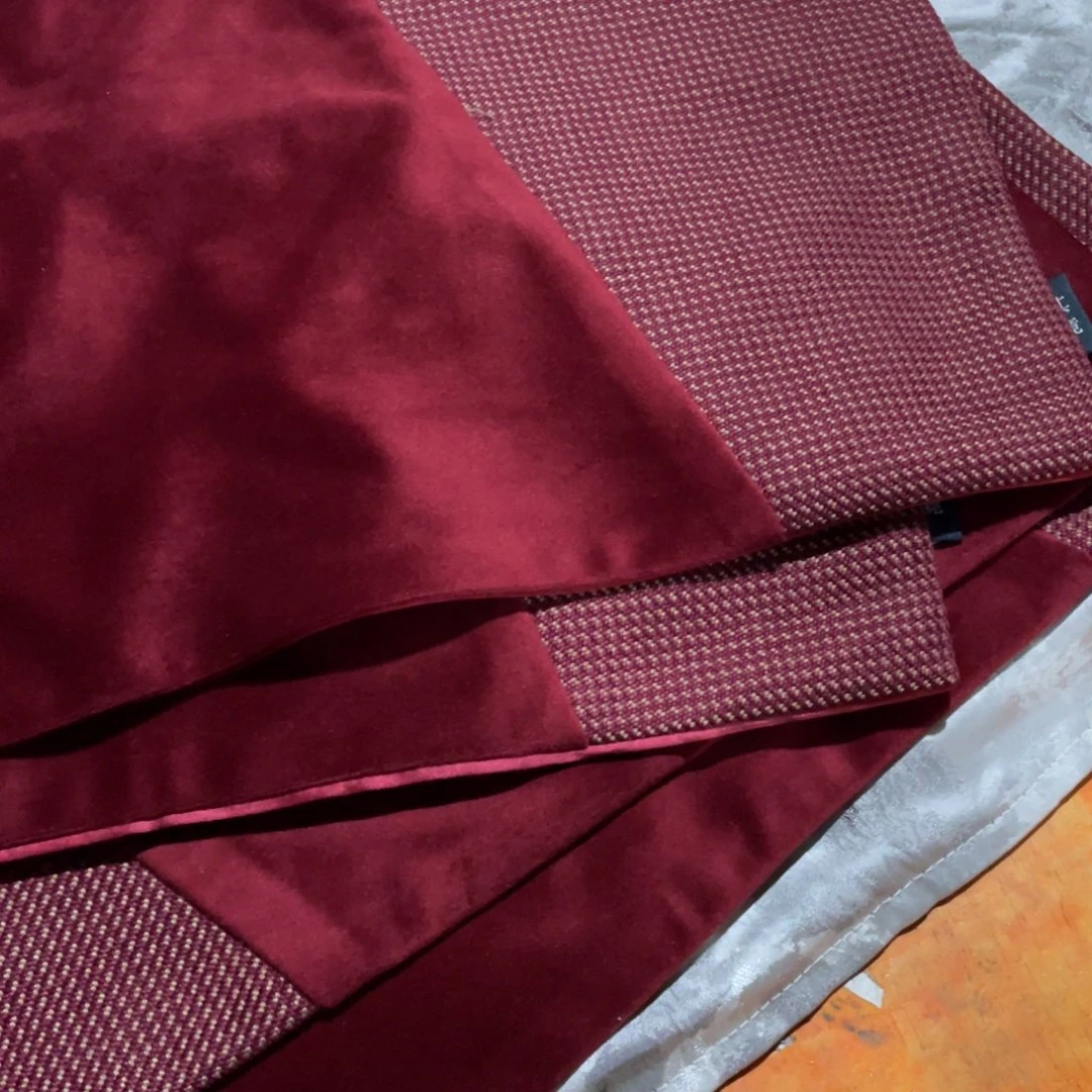 陶瓷花瓶，仿真绿植。