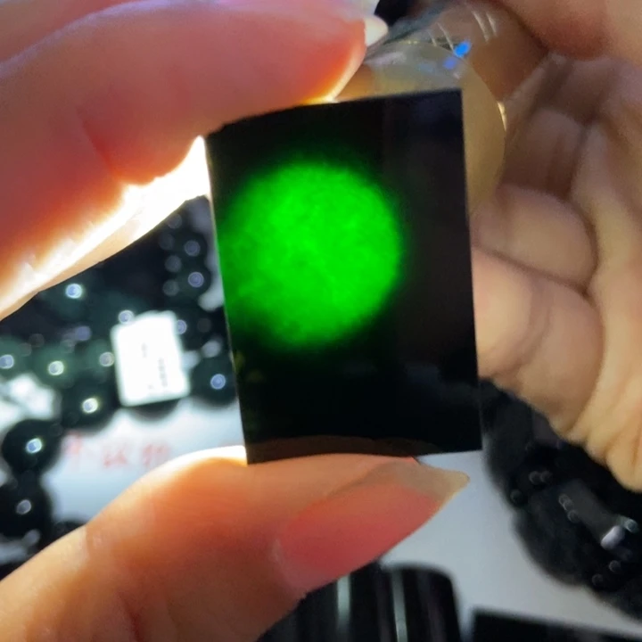 翡翠未镶嵌颈饰墨翠