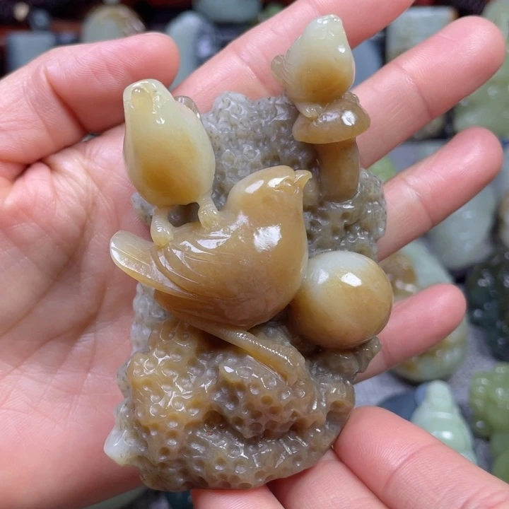 和田玉未镶嵌挂件