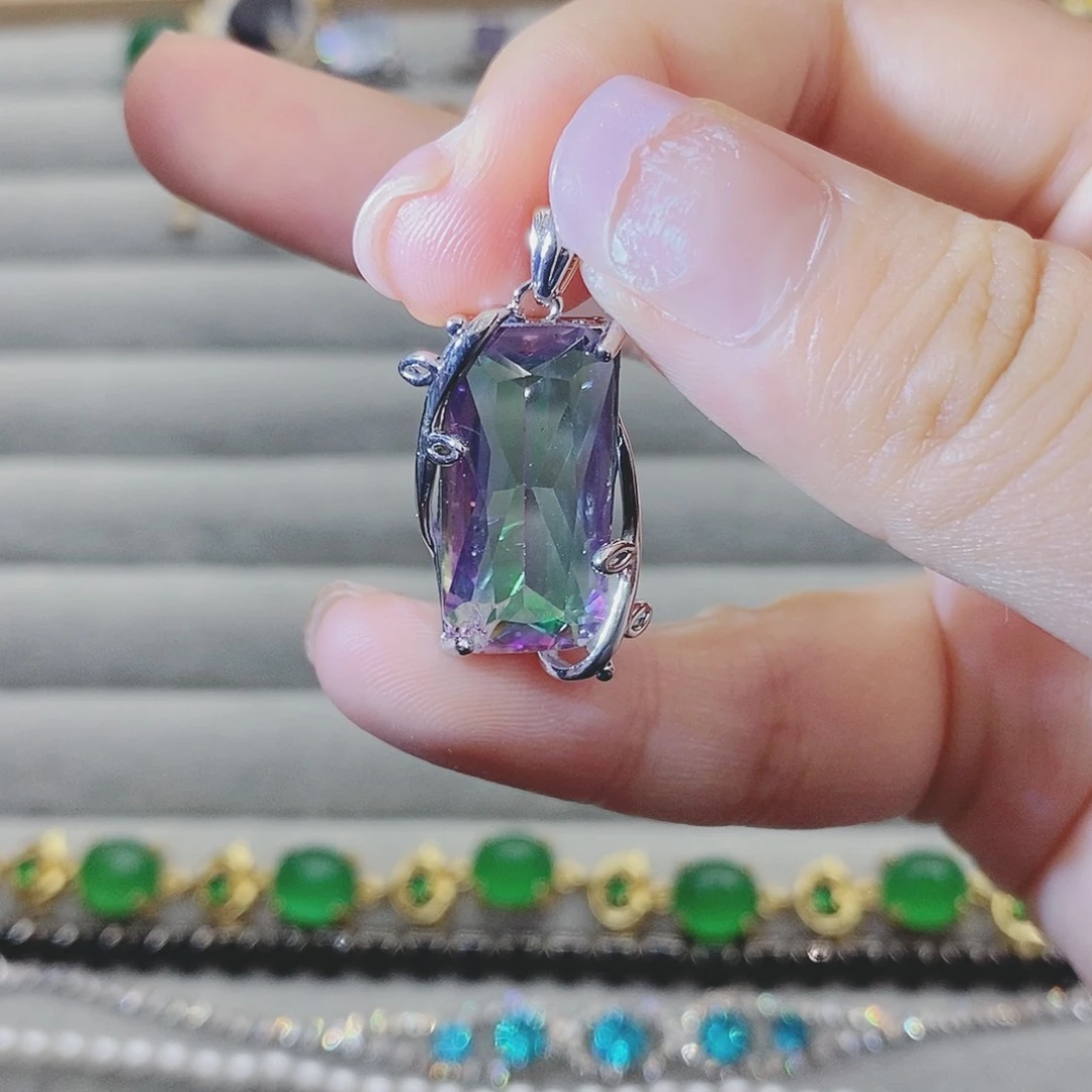 【闪购商品】银S925镶嵌耳饰托帕石