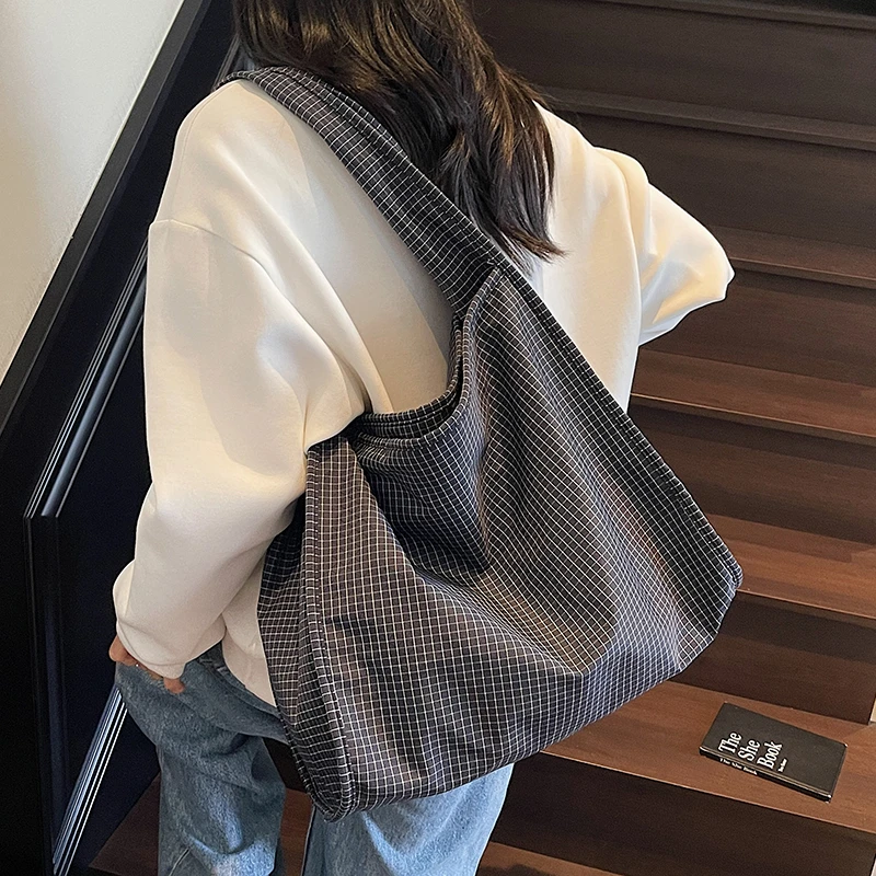 格子帆布包女大容量2025新款夏季百搭休闲单肩购物袋大学生上课包