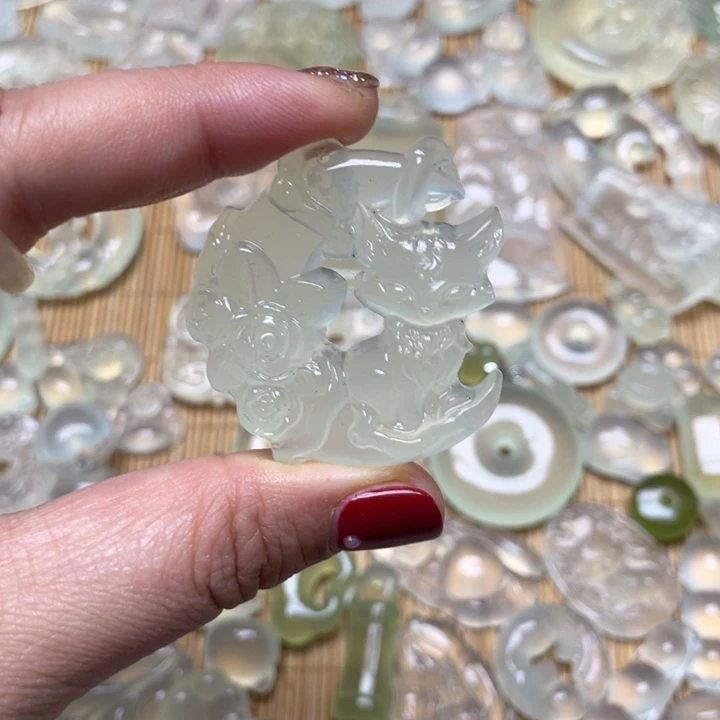 蛇纹石玉颈饰未镶嵌浮***~