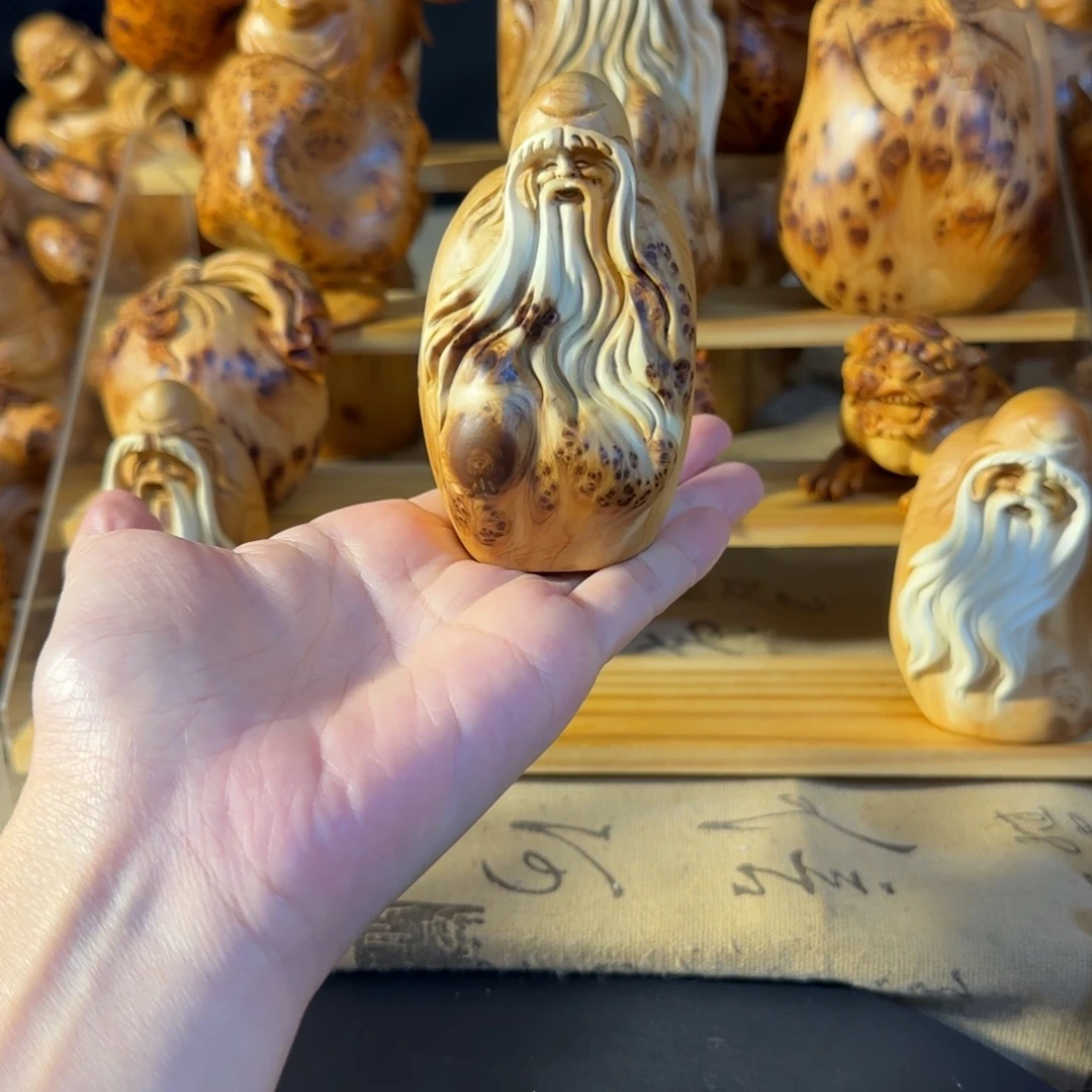 梁***鹰柏木（崖柏）666888123123