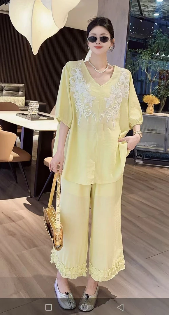 2025夏日新款欧洲站韩重工钉珠v领宽松上衣+木耳边9分裤套装408