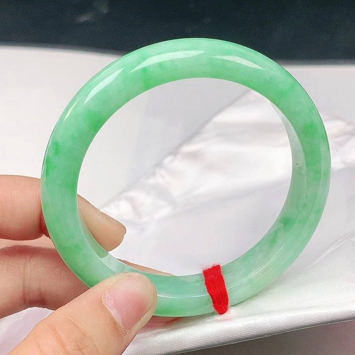 翡翠手镯未镶嵌58圈2374