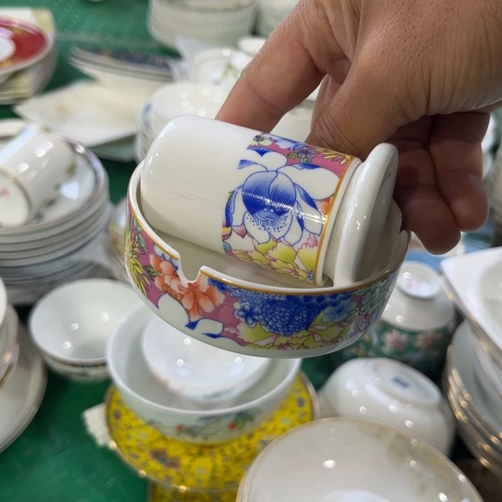 瓷片孤品二个哇塞