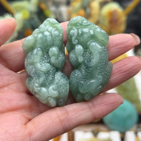 岫玉未镶嵌挂件青*挂件