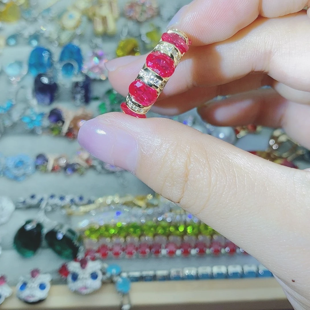 【闪购商品】银S925镶嵌耳饰托帕石