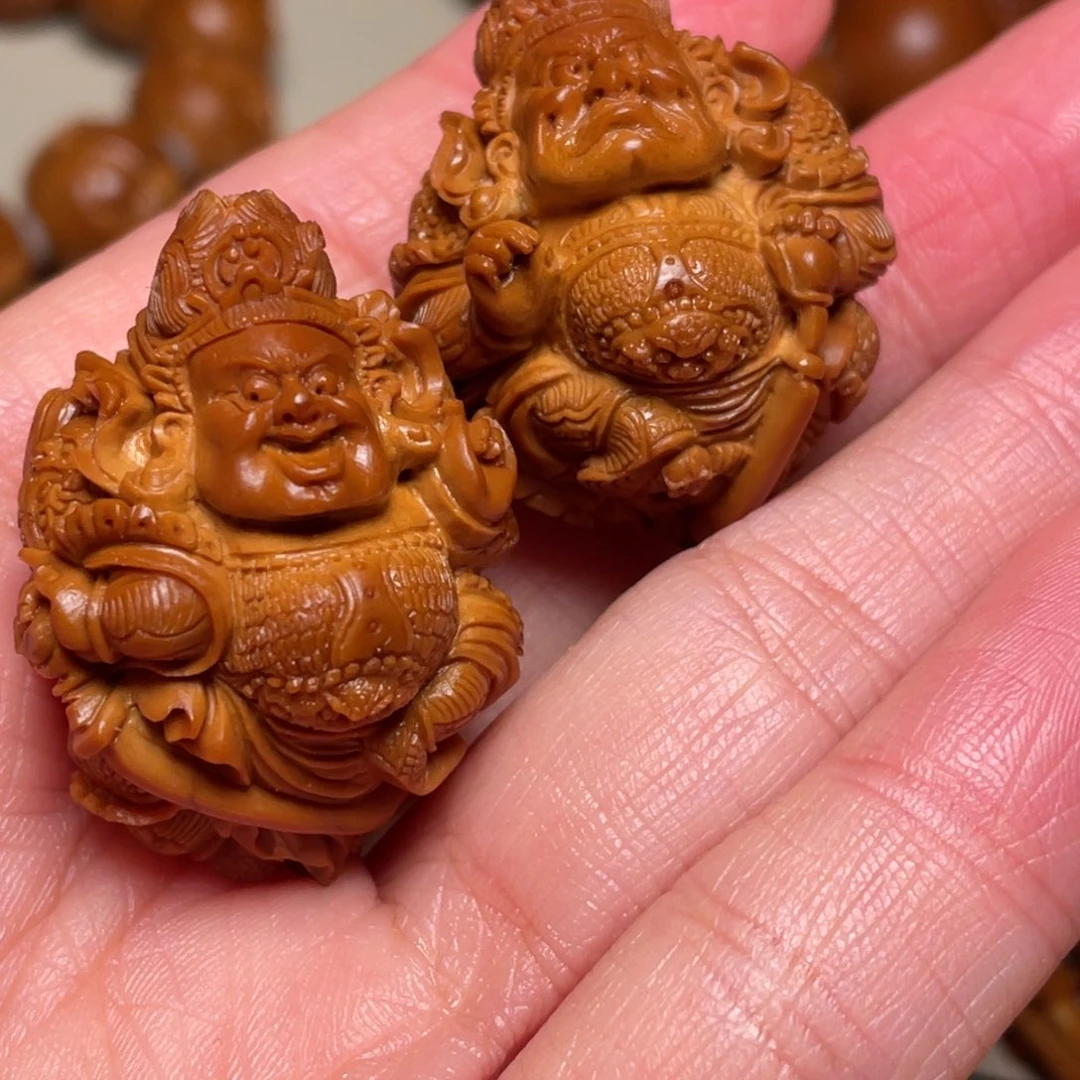 木***李你就在家里吃东西吃哈哈哈