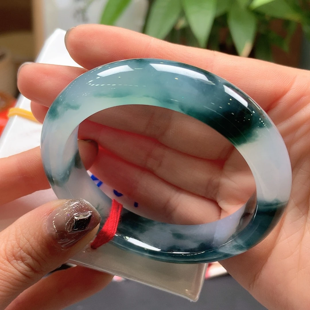 翡翠未镶嵌手镯31