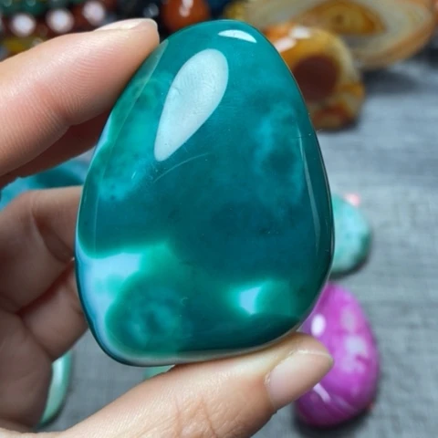 玛瑙/玉髓珠宝奇石未镶嵌石****哥打孔不退不退