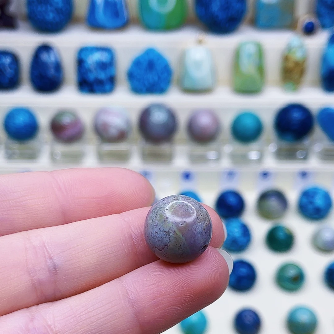 绿松石绿松石未镶嵌