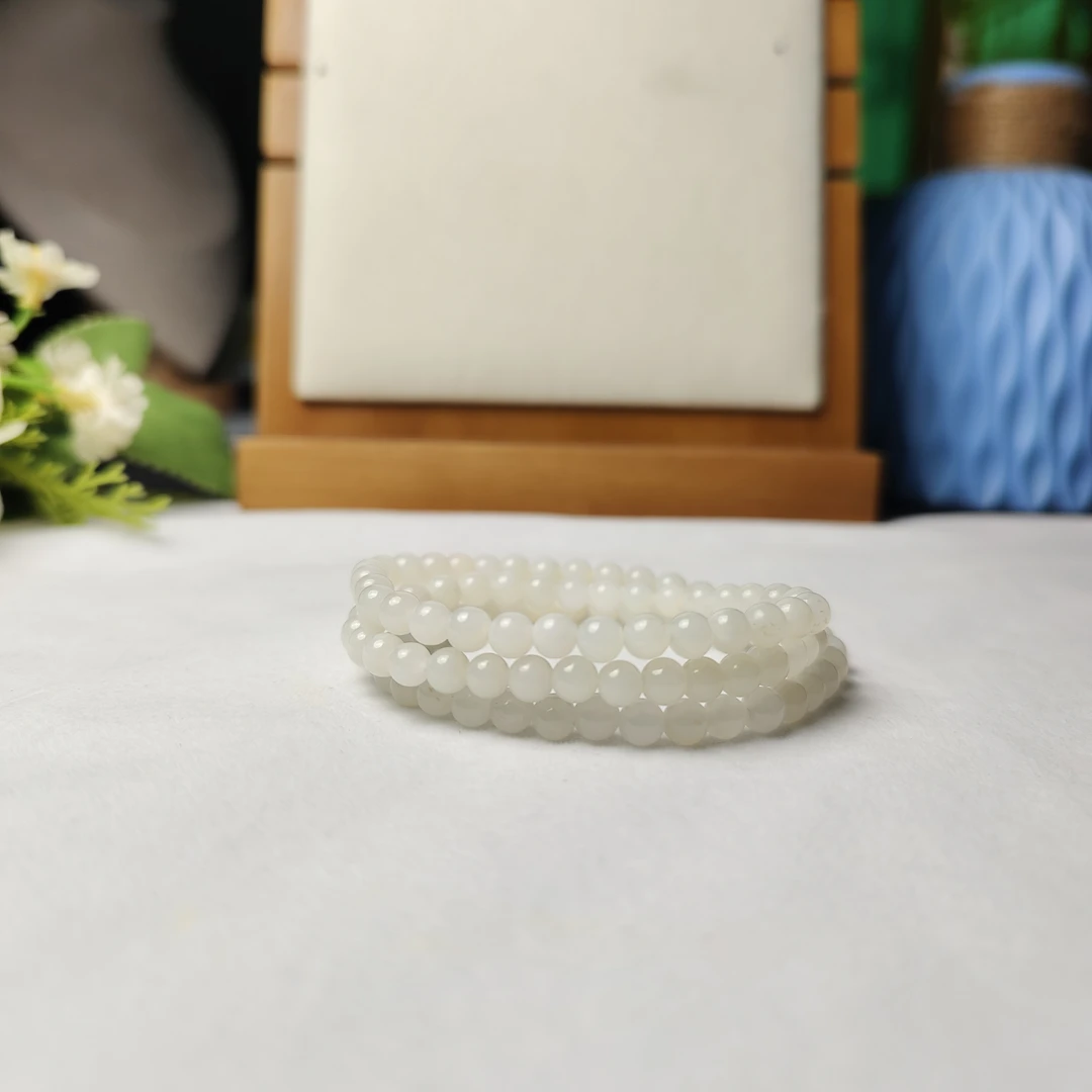 约6-7mm和田玉白玉圆珠多圈手串
