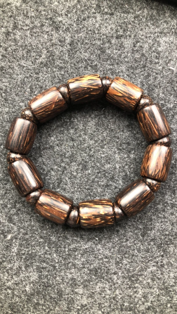 19A9福莱精选金星虫漏13mm手串