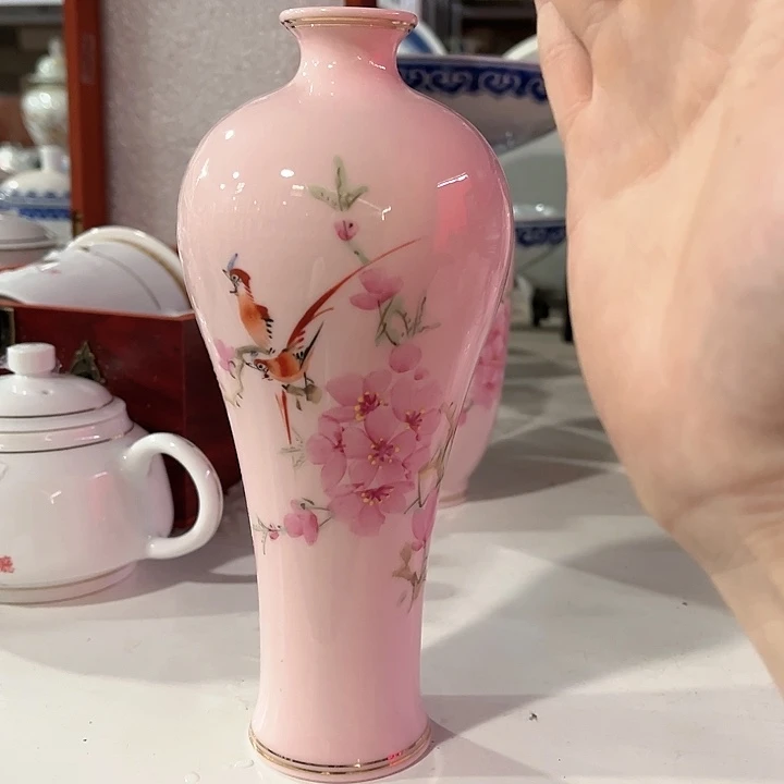 瓷片////////景德镇陶瓷花瓶。