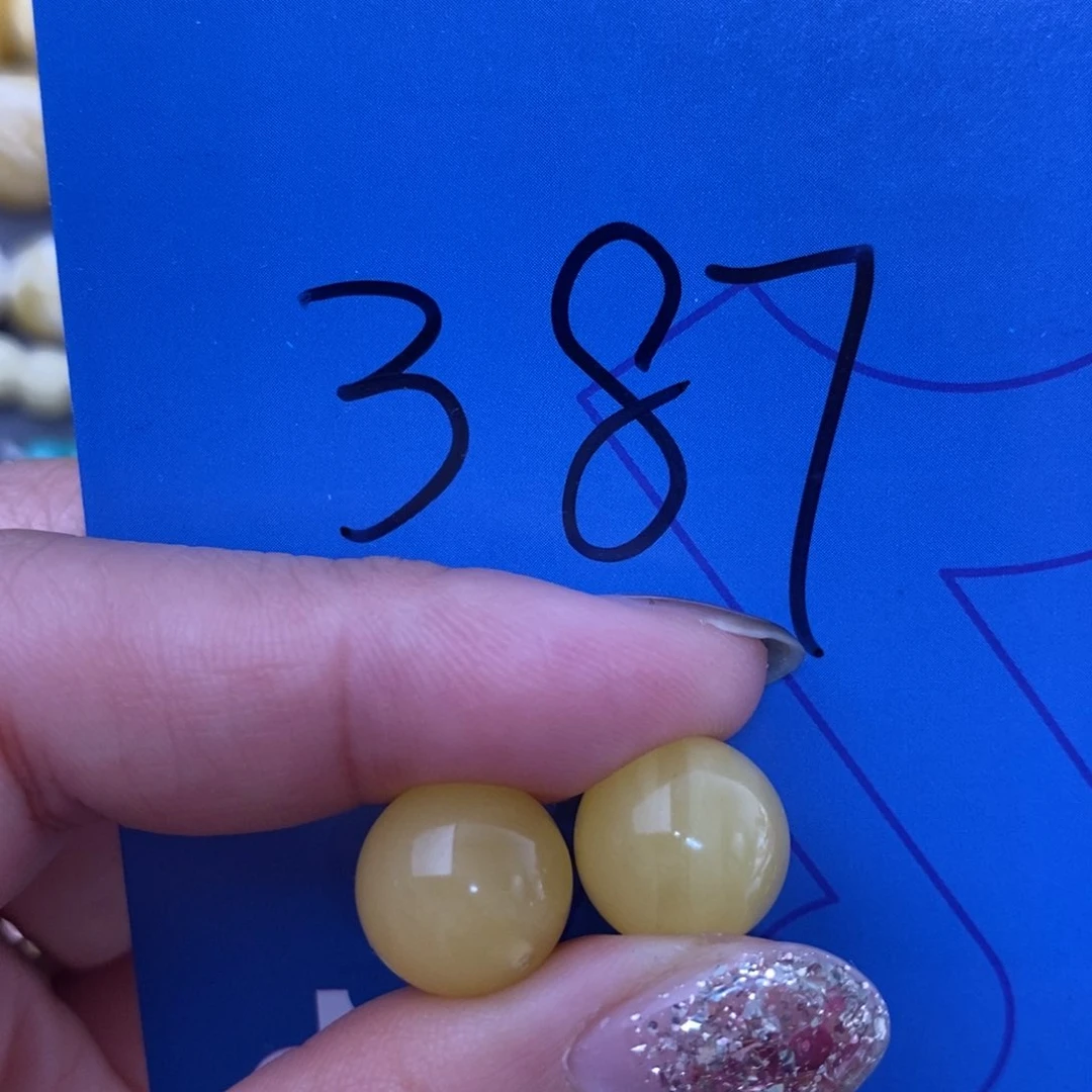 裸石蜜蜡未镶嵌森**兽