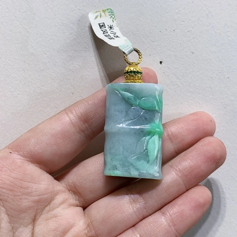 【闪购商品】颈饰未镶嵌翡翠