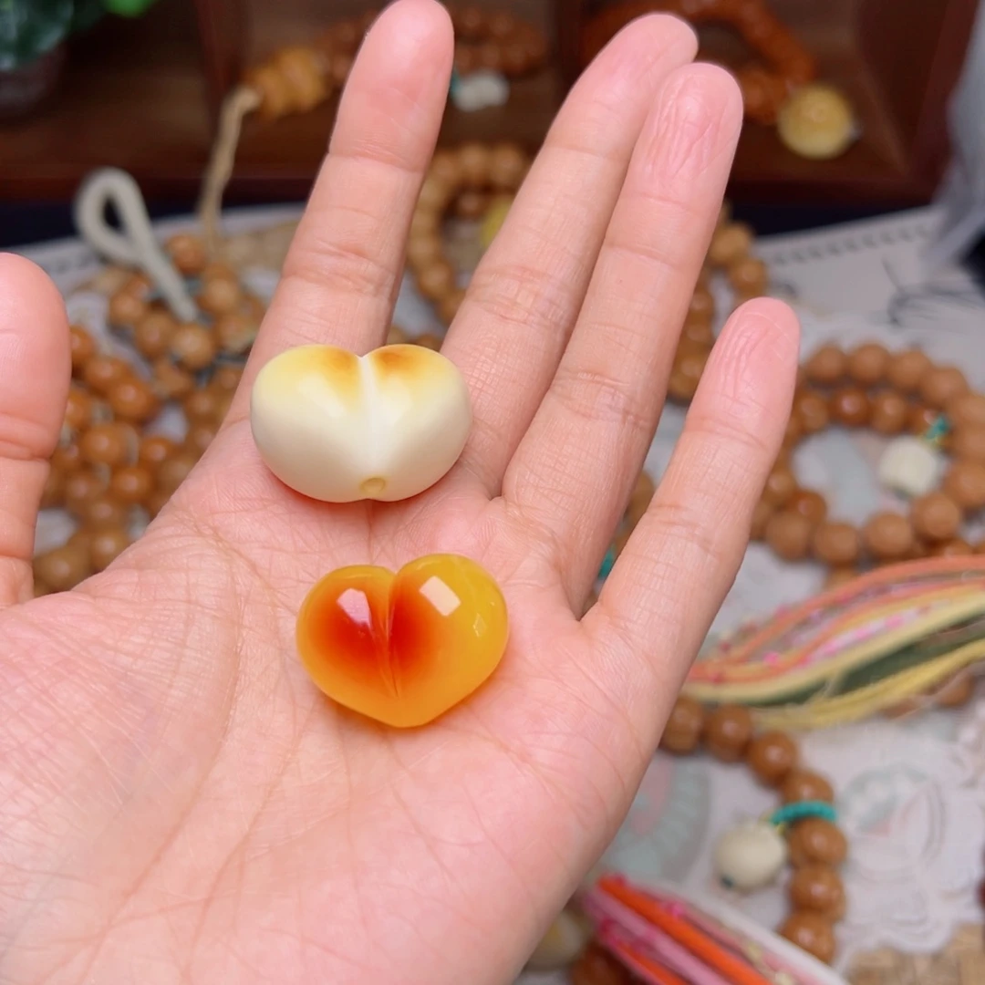 吊坠猴头核桃爱心配饰