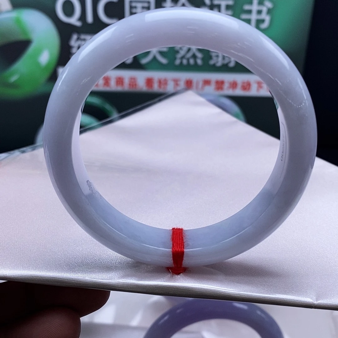 翡翠未镶嵌手镯正圈