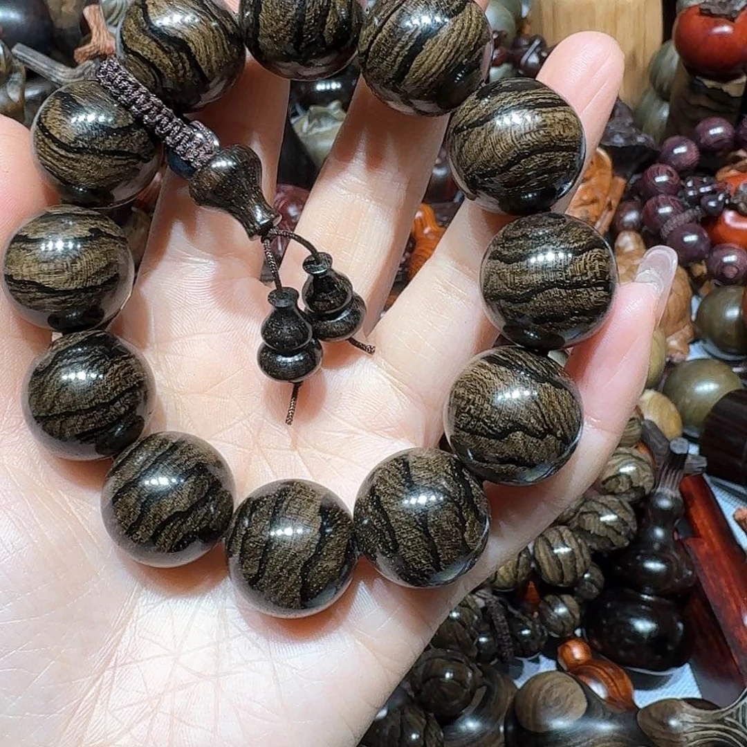 香榧木月**人墨西哥黑柿木