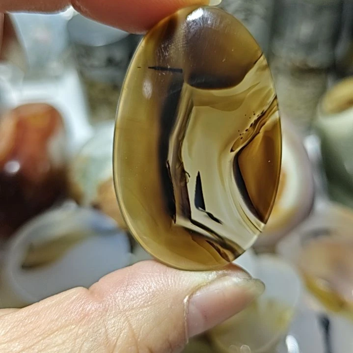 玛瑙/玉髓未镶嵌珠宝奇石