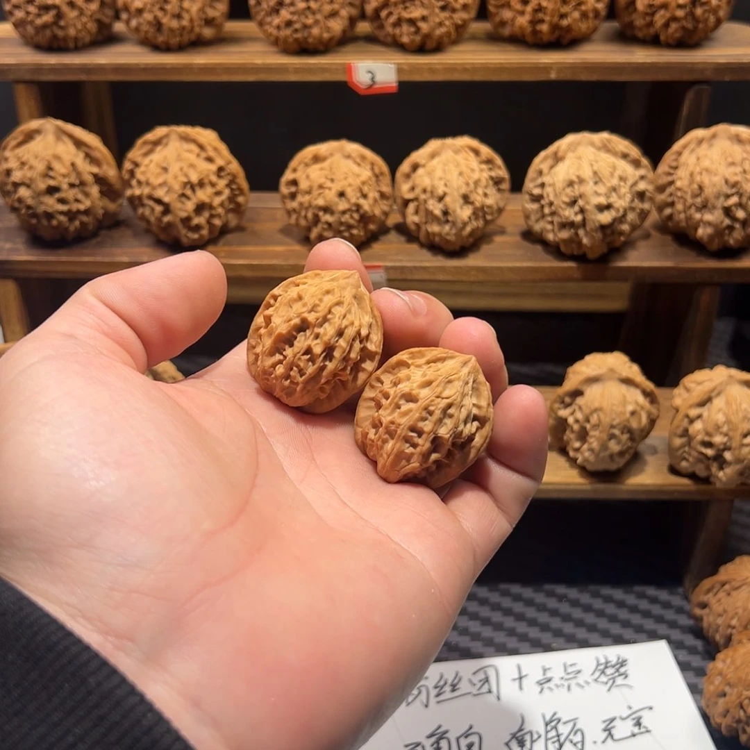 核桃把件十****人小红豆狮子头