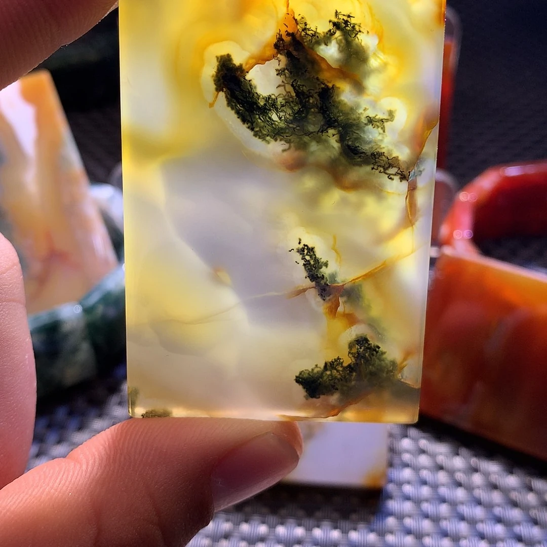 木***公玛瑙/玉髓颈饰未镶嵌