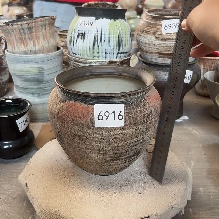 摆件高15，口12.5，有孔，6916