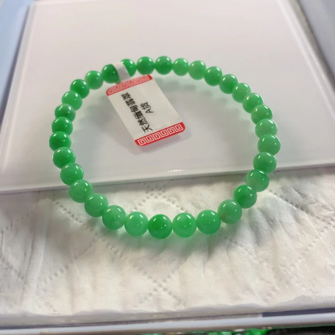 翡翠未镶嵌颈饰手串