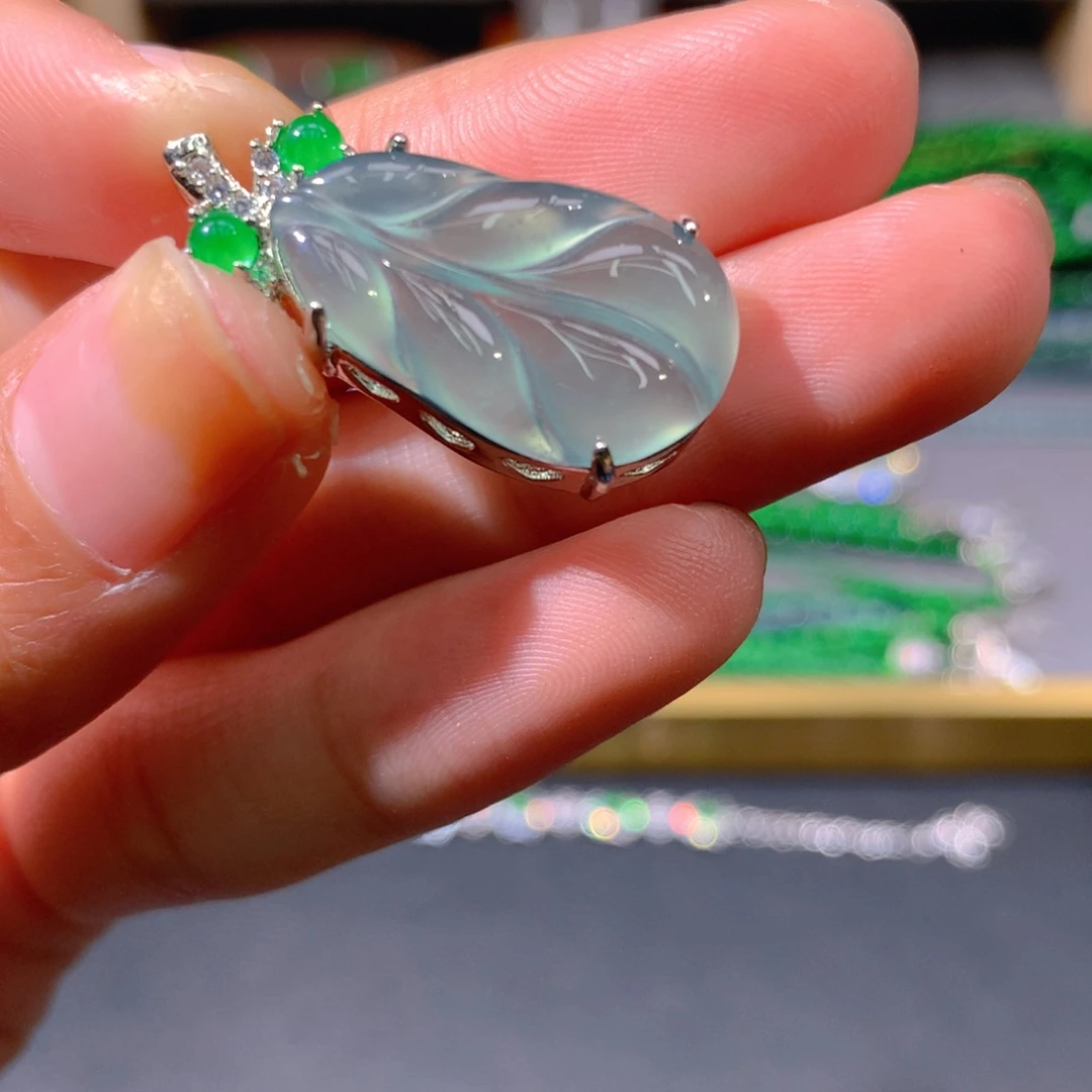 翡翠戒指未镶嵌天然翡翠