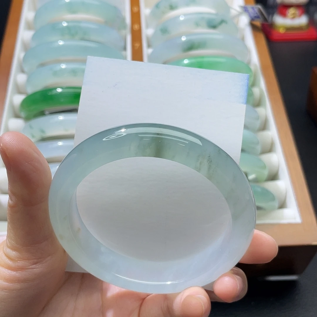 翡翠未镶嵌手镯58冰蓝