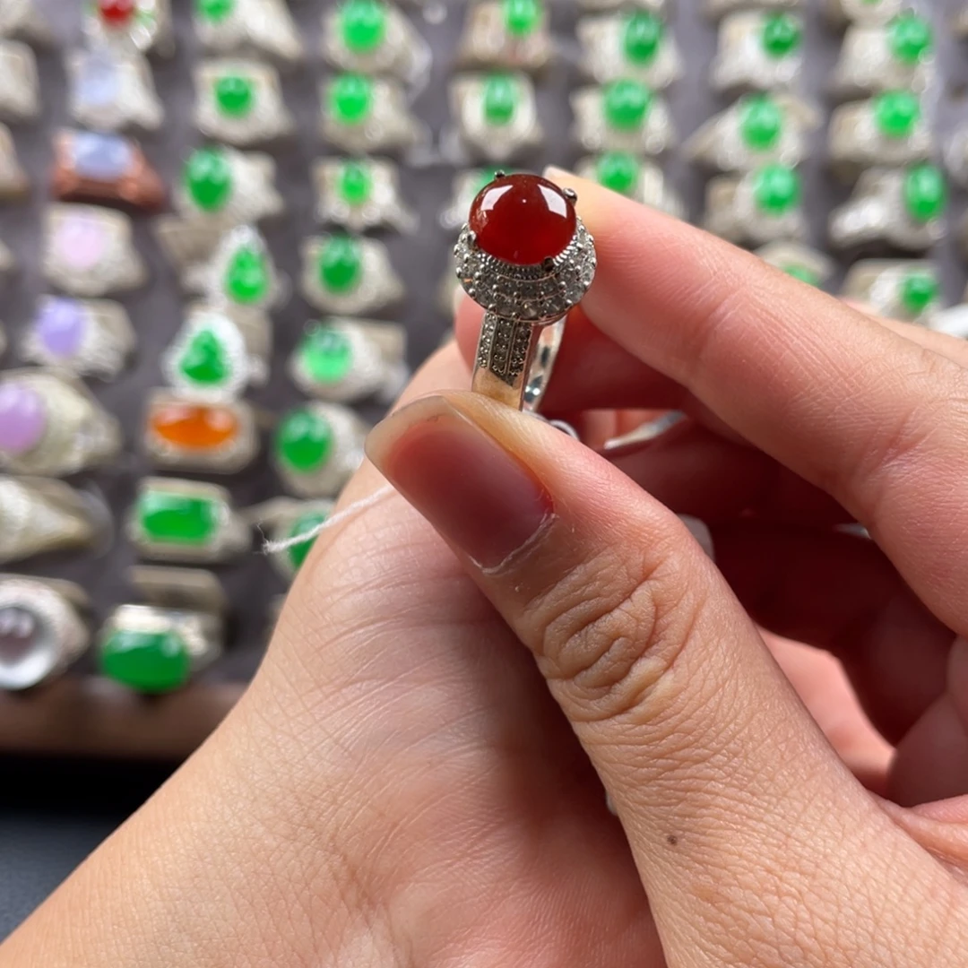 定制翡翠未镶嵌翡翠