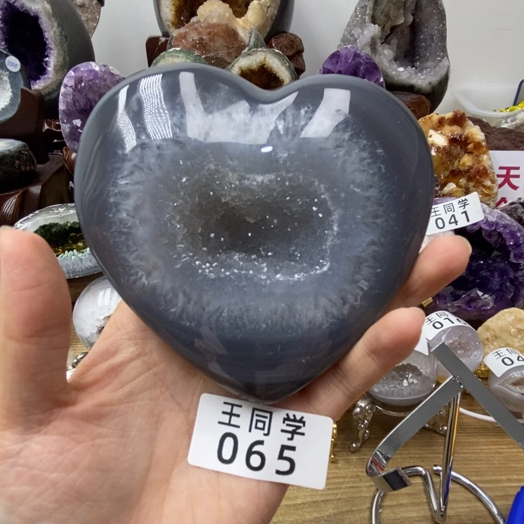 未镶嵌珠宝半成品水晶65