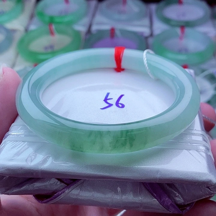 翡翠未镶嵌手镯（圆镯）430意境飘花半山半水冰透冰胶