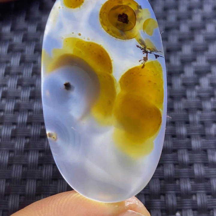 狼***抱未镶嵌颈饰玛瑙/玉髓