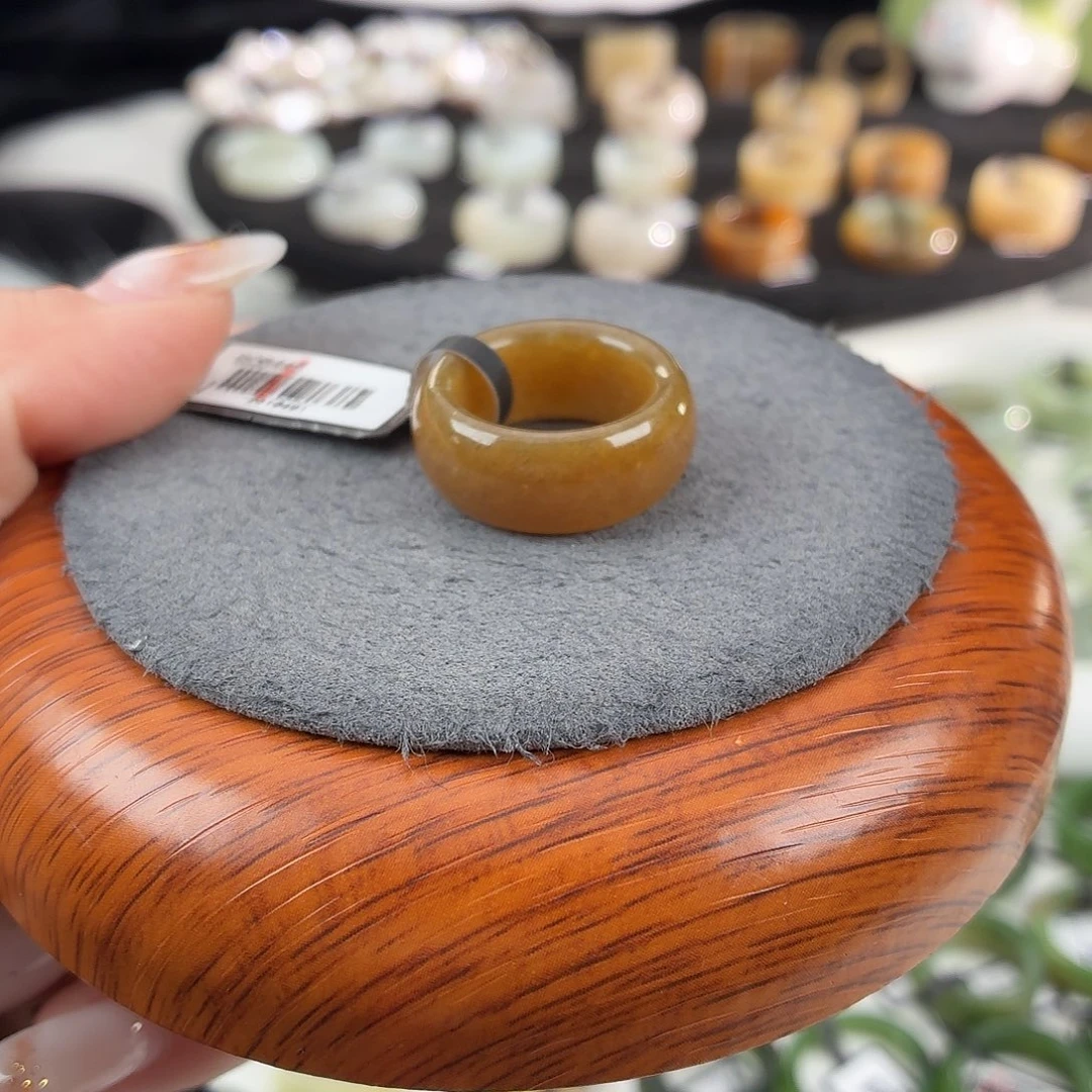 和田玉（糖玉）未镶嵌戒指S80咖糖轮胎16.3