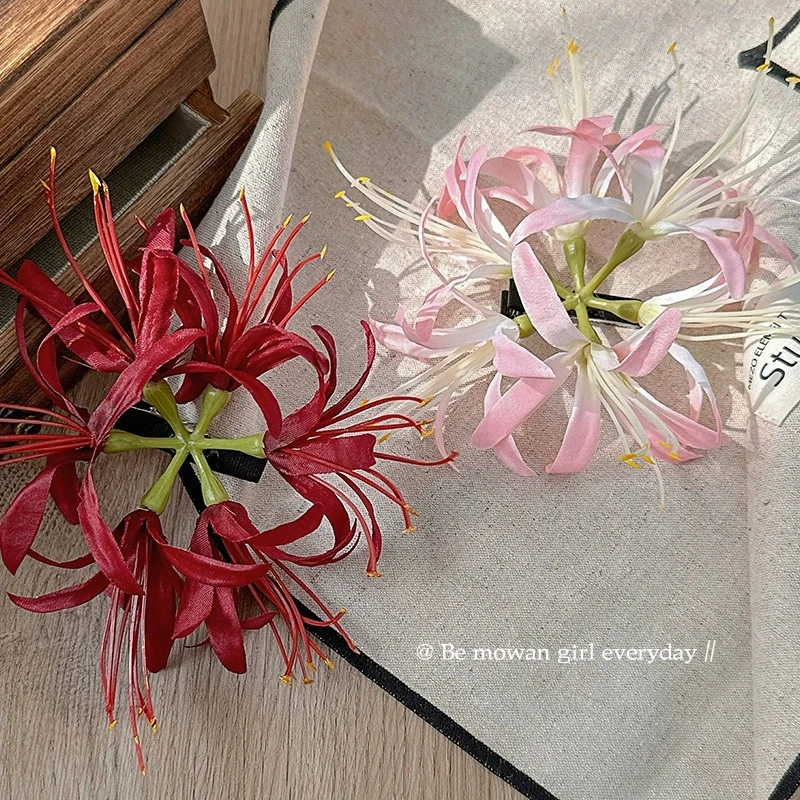 日系彼岸花发夹女氛围感仿真粉色花朵头饰边夹海边度假拍照发饰品