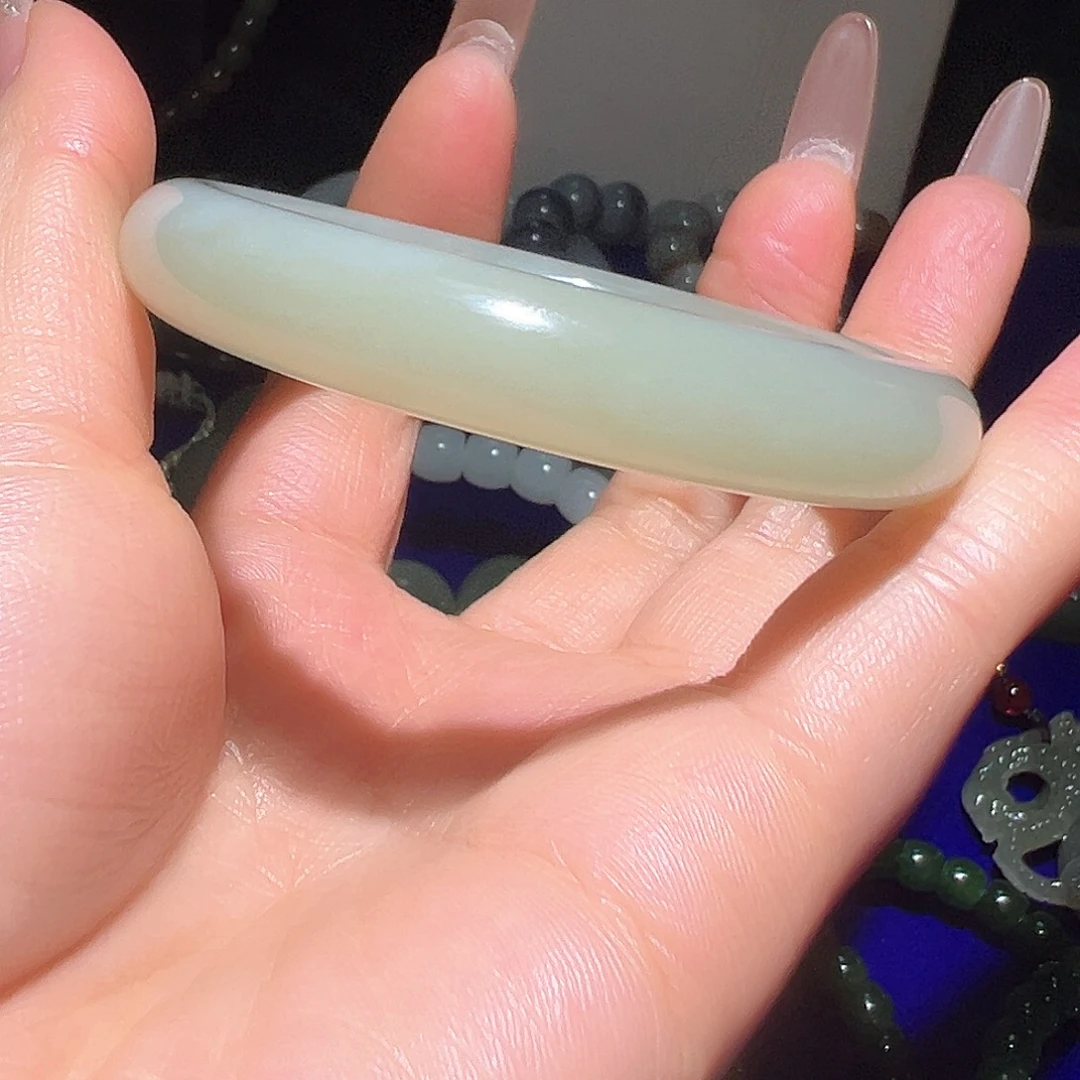 和田玉（糖玉）未镶嵌手链